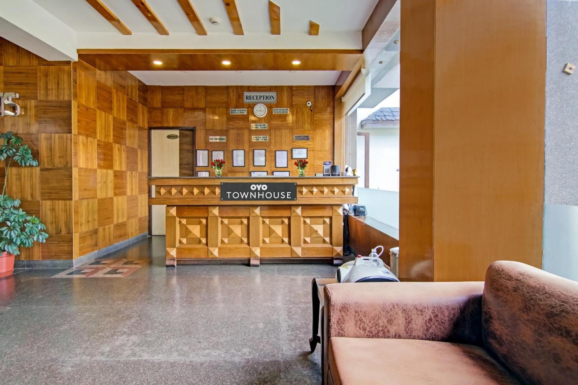 Townhouse Oak Rohtang Heights Hotel - Manali (Himachal Pradesh) — Photos 2