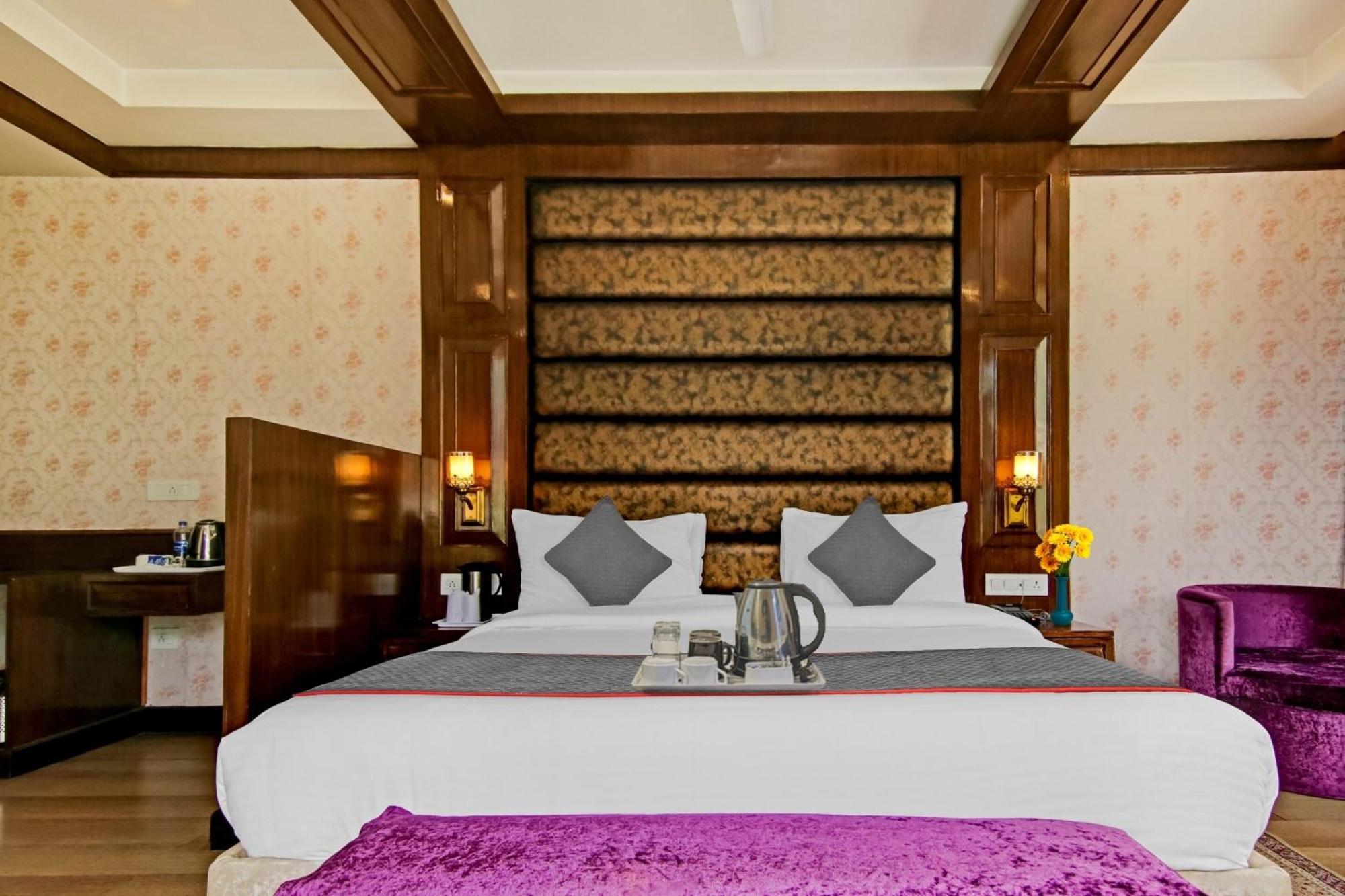 Townhouse Oak Rohtang Heights Hotel - Manali (Himachal Pradesh) — Photos 3